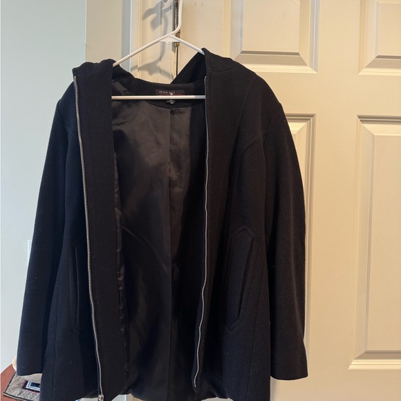 Black jacket - Picture 2 of 8